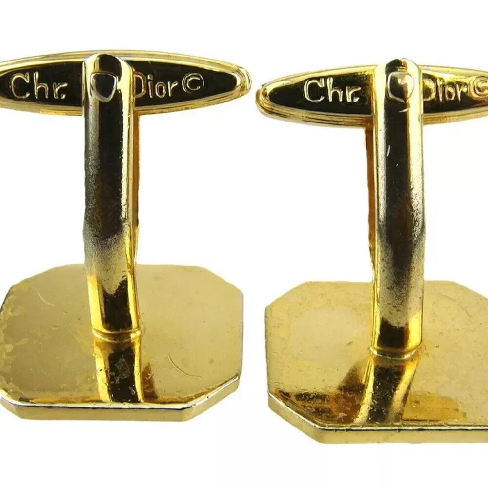 Dior control number